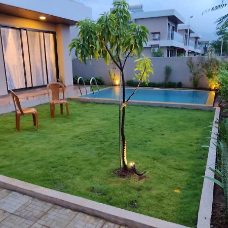 Casa Del Capitan-2Bhk With Private Pool & Lawn. Villa Karjat Buitenkant foto
